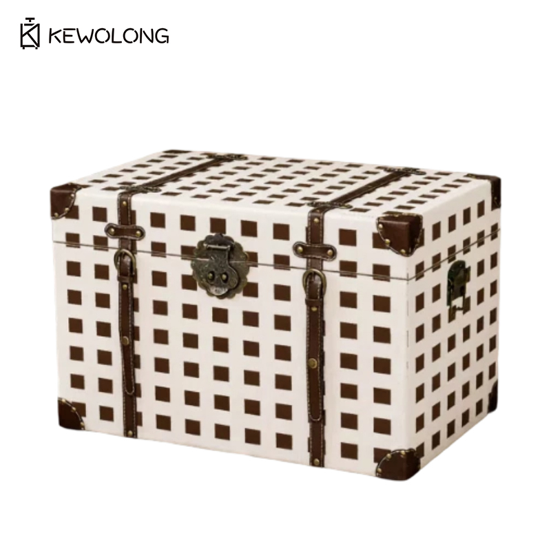 Retro Vintage Trunk Suitcase - กล่องเก็บของไม้ลายตารางวินเทจ, กระเป๋าเดินทางลายตารางย้อนยุค, กล่องตกแต่งสำหรับใช้เป็นพร็อพถ่ายภาพ