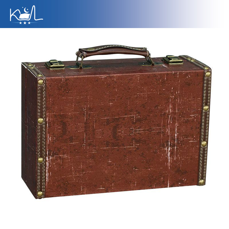 Retro Vintage Trunk Suitcase - กล่องเก็บของตกแต่งสไตล์วินเทจสีแดง กล่องเก็บของขนาดใหญ่สไตล์เรโทรสำหรับตกแต่งบ้าน จัดส่งรวดเร็ว